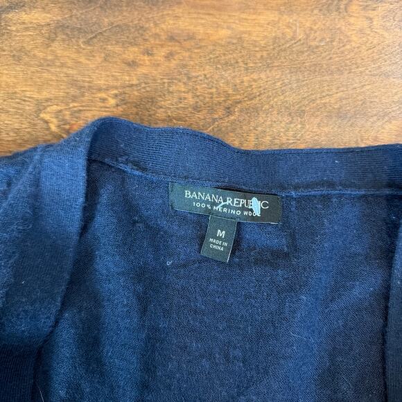 Banana Republic Merino Wool Cardigan Sweater Navy Blue Striped Size Medium - Picture 2 of 7